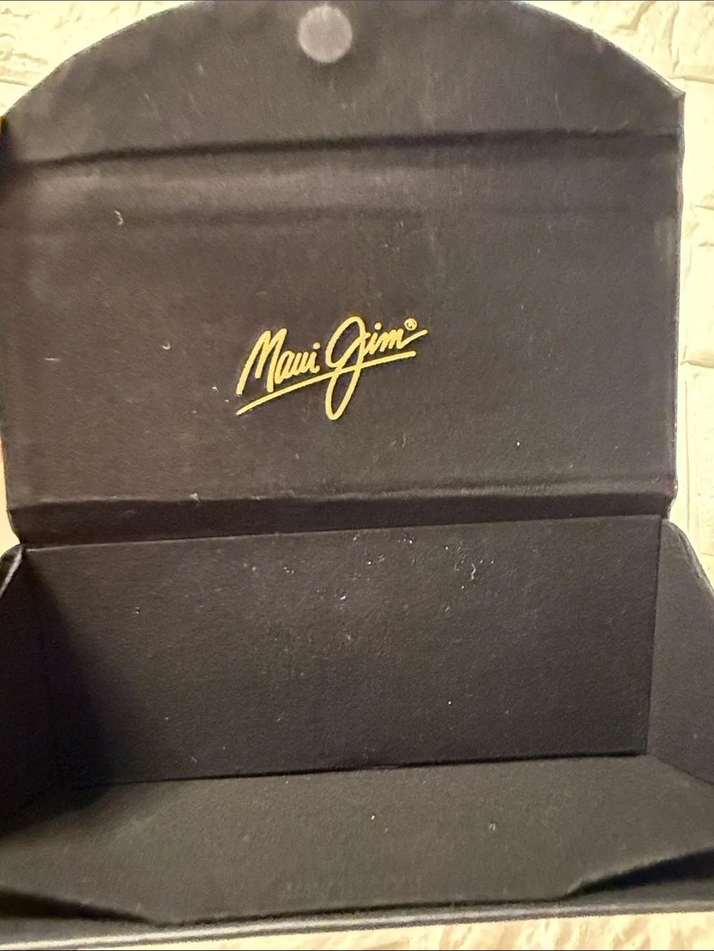 Maui Jim Folding Magnetic Sunglasses Case large